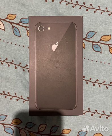 Телефон iPhone 8 Телефон iPhone 8