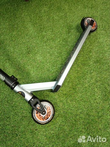 Самокат трюковой