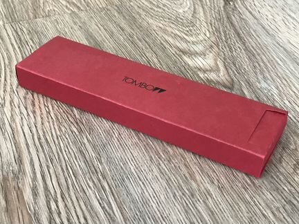 Японская шариковая ручка Tombow Zoom 707 черная