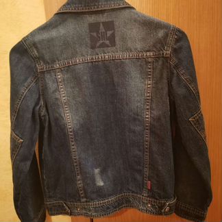 Джинсовая куртка р-р 140 