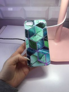 Чехол на iPhone 7