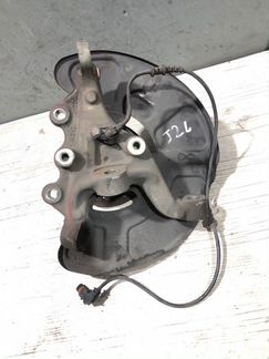 Кулак передний левый Mercedes-Benz E-Class W212