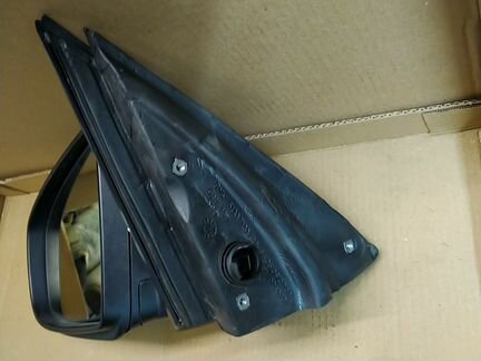 Зеркало e70 левое