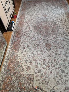 Ковер полушерстяной