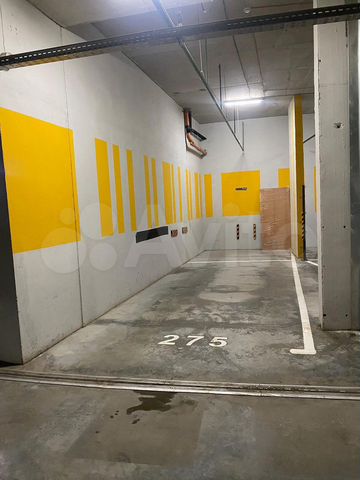 Машиноместо, 25 м²