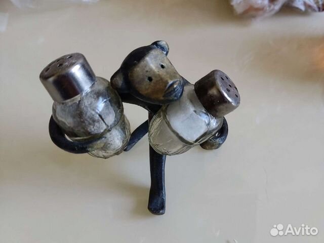 Бронзовая статуэтка