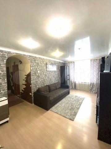 4-к. квартира, 65 м², 1/5 эт.