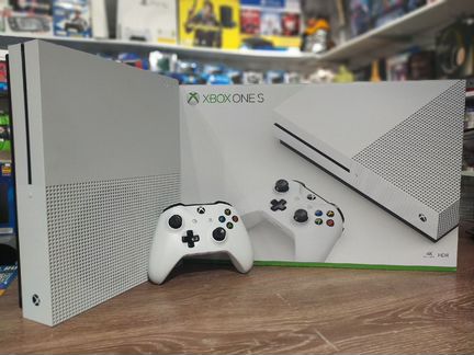 Xbox One S 1000GB в коробке на гарантии