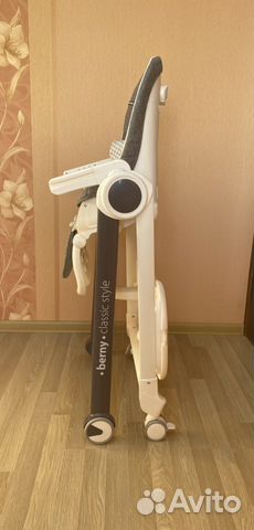 Стульчик для кормления happy baby berny Basic New