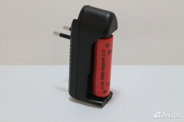 Зарядное устройство для аккумуляторов 18650