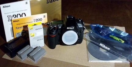 Фотокамера Nikon D200 - комплект