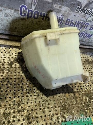 Бачок омывателя Nissan Almera N15