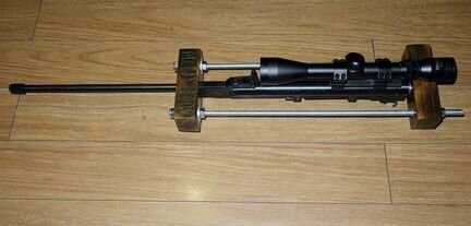 Сьемник для установки и снятия газовых пружин