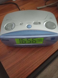 Часы электронные настольные