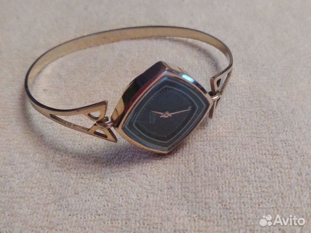 Красивые часы Слава Винтаж СССР