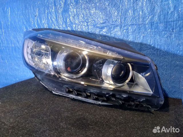 Фара правая Sorento Prime