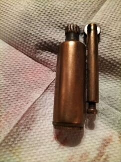 Винтажная зажигалка бензиновая