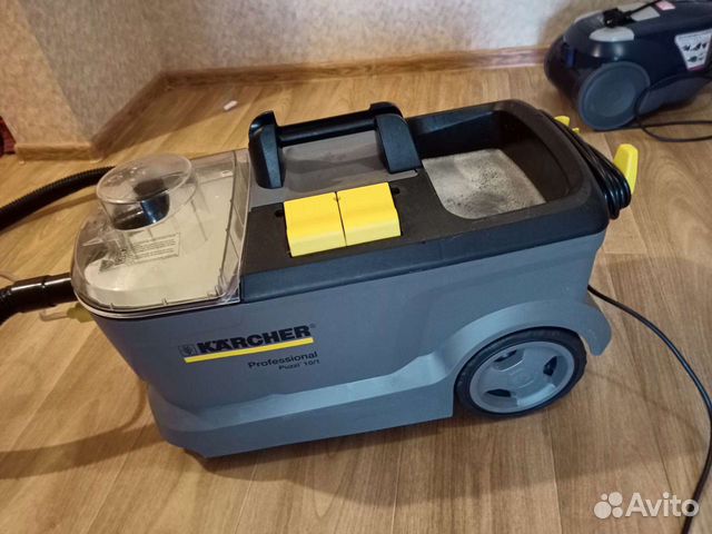 Моющий пылесос Karcher puzzi 10/1