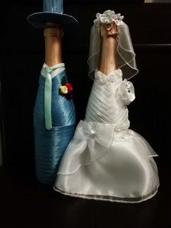 В наличии свадебное украшение на шампанское