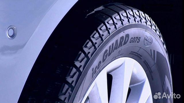 Yokohama Ice Guard IG60A 235/40 R19 92Q