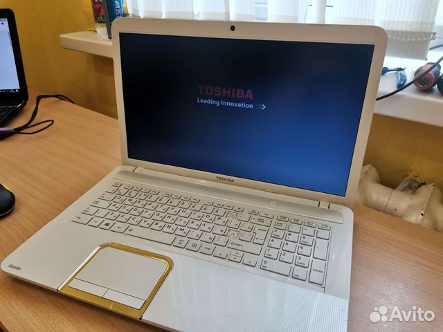 Ноутбук Toshiba 17.3, L879D-D3W