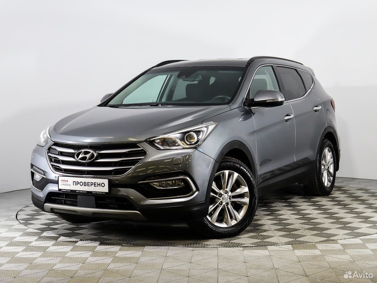 Санта фе 2017г. Hyundai Santa Fe серый.