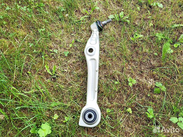 Рычаг нижний левый Mercedes W221