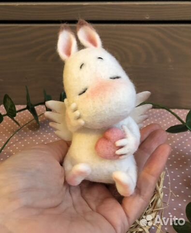 Игрушка из шерсти Влюбленный муми