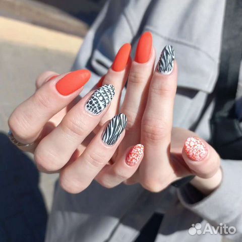 Маникюр, педикюр