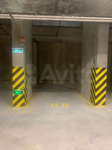 Машиноместо, 14 м²