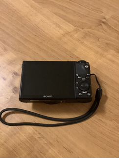 Продам фотоаппарат sony Cyber-Shot RX-100M5