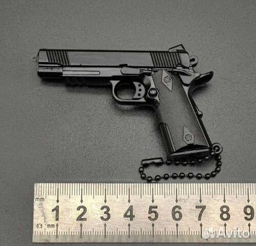 Брелок пистолет М1911, брелок Нож подарок мужчине