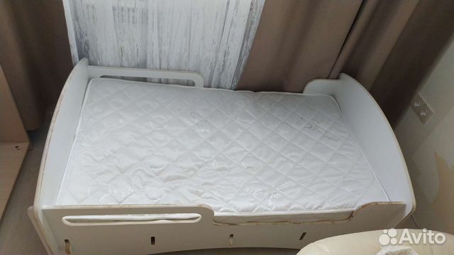 Детская кроватка 800*1400 с матрасом