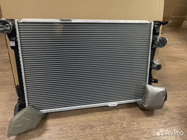 Радиатор Мерседес C купе 2 c204 2011-15
