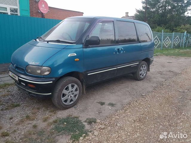 Nissan serena 1992