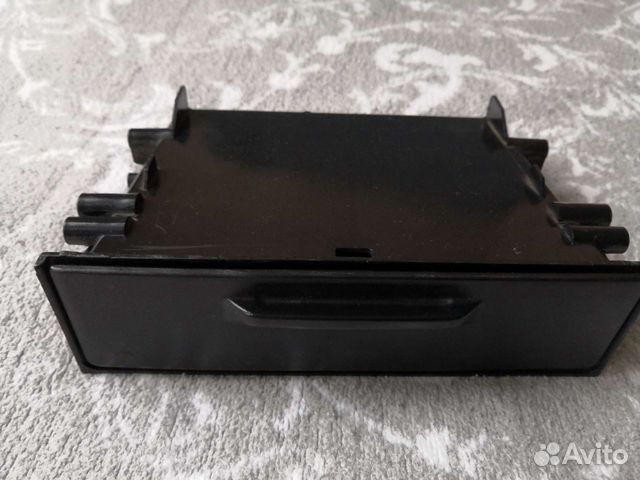 Бардачок передней панели