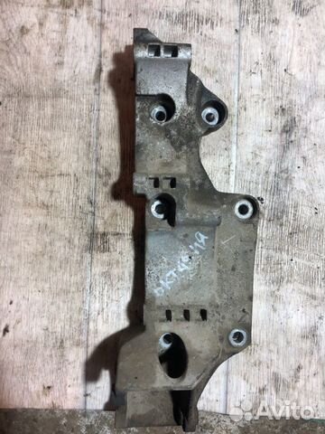 Кронштейн генератора Skoda Octavia A4 Tour 1.6 BFQ