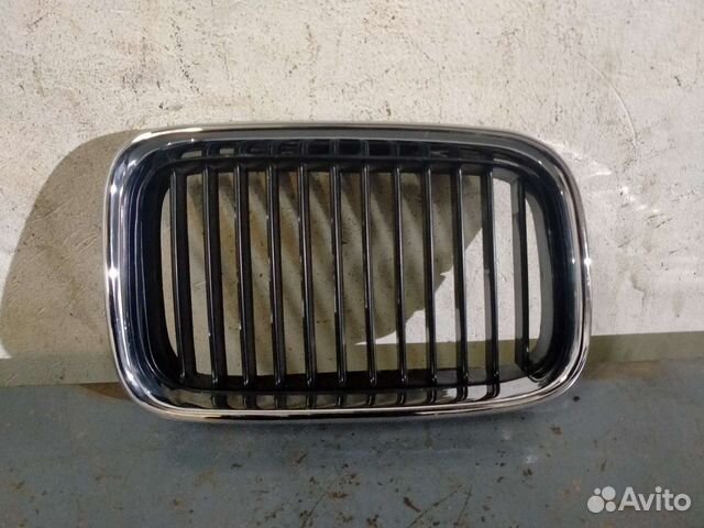 Решотка радиатора бмв е36