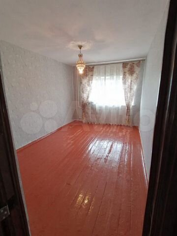 Комната 13,8 м² в 1-к., 3/4 эт.