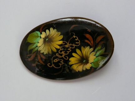 Красивая винтажная брошь с росписью