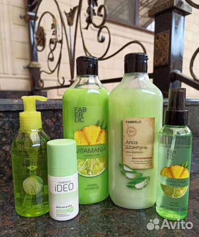 Набор. Уходовая косметика. Средства для тела