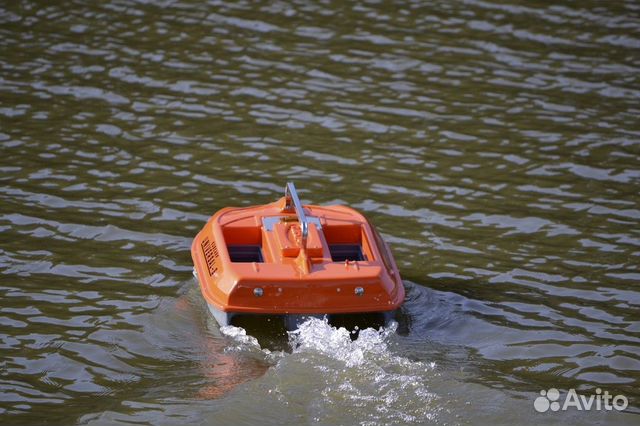 Прикормочный кораблик Kubcarp Универсал