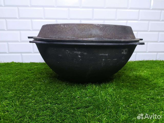 Казан чугунный с крышкой сковородой
