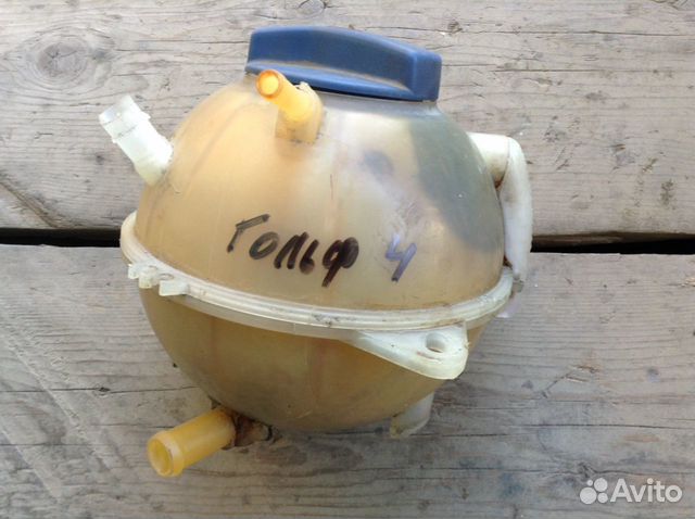 Расширительный бачок Гольф 4 1.6 разборка