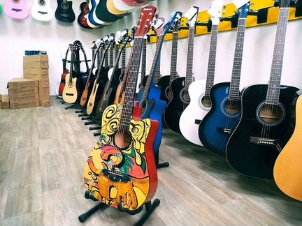 Гитара с рисунком