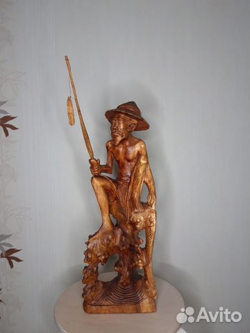 Статуэтка из дерева суар 