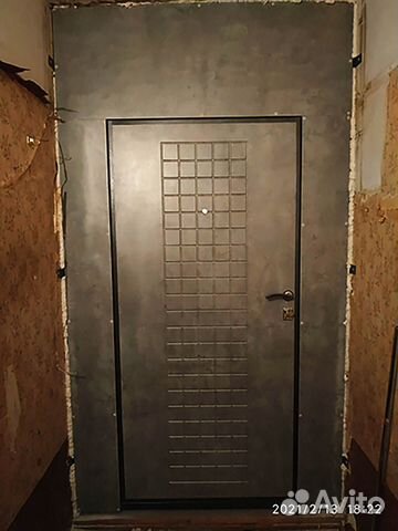 Металлическая входная дверь