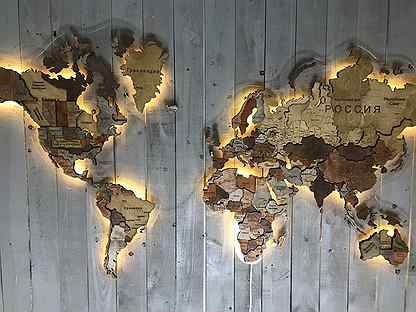Карта мира из дерева, панно