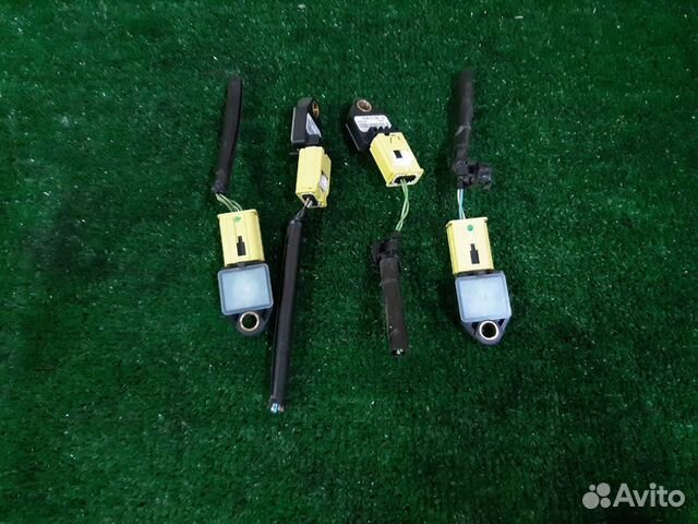 Датчик удара dodge RAM 1500 2013-2018 68056160AA