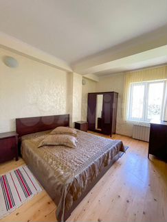 4-к. квартира, 111 м², 6/7 эт.